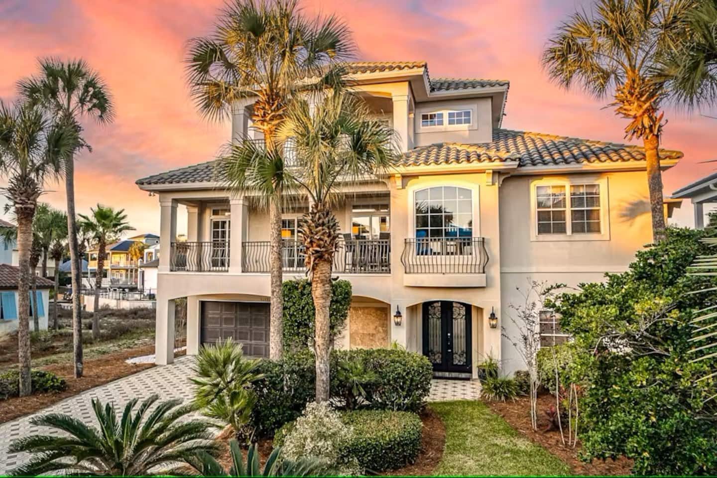 Villa Bellissimo exterior at sunset